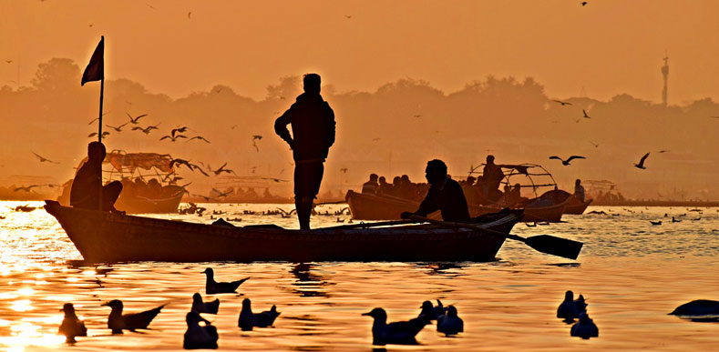 Bathing In Sangam Tour