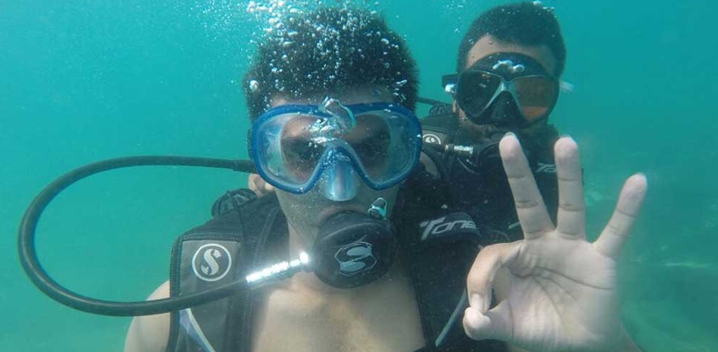  Scuba Diving at Grande Island in Goa 